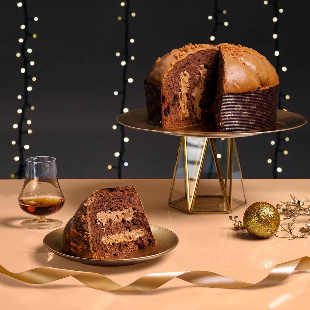 Panettone Artigianale Farcito con Crema al Caramello Salato
