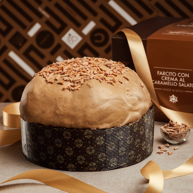 Panettone Artigianale Farcito con Crema al Caramello Salato (1.2kg)