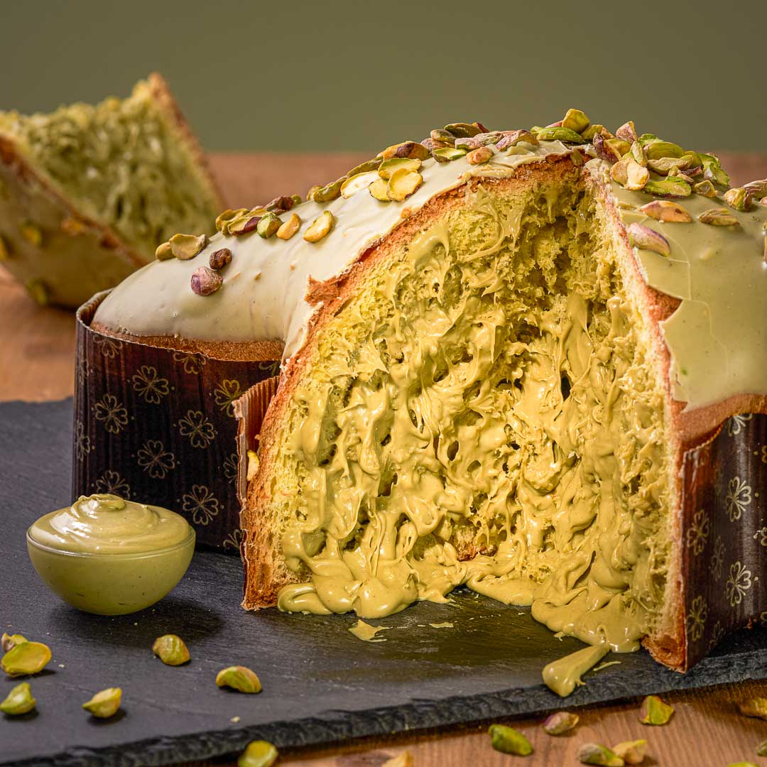 Colomba artisanale extra fourrée à la crème de pistache sicilienne 1,5 kg