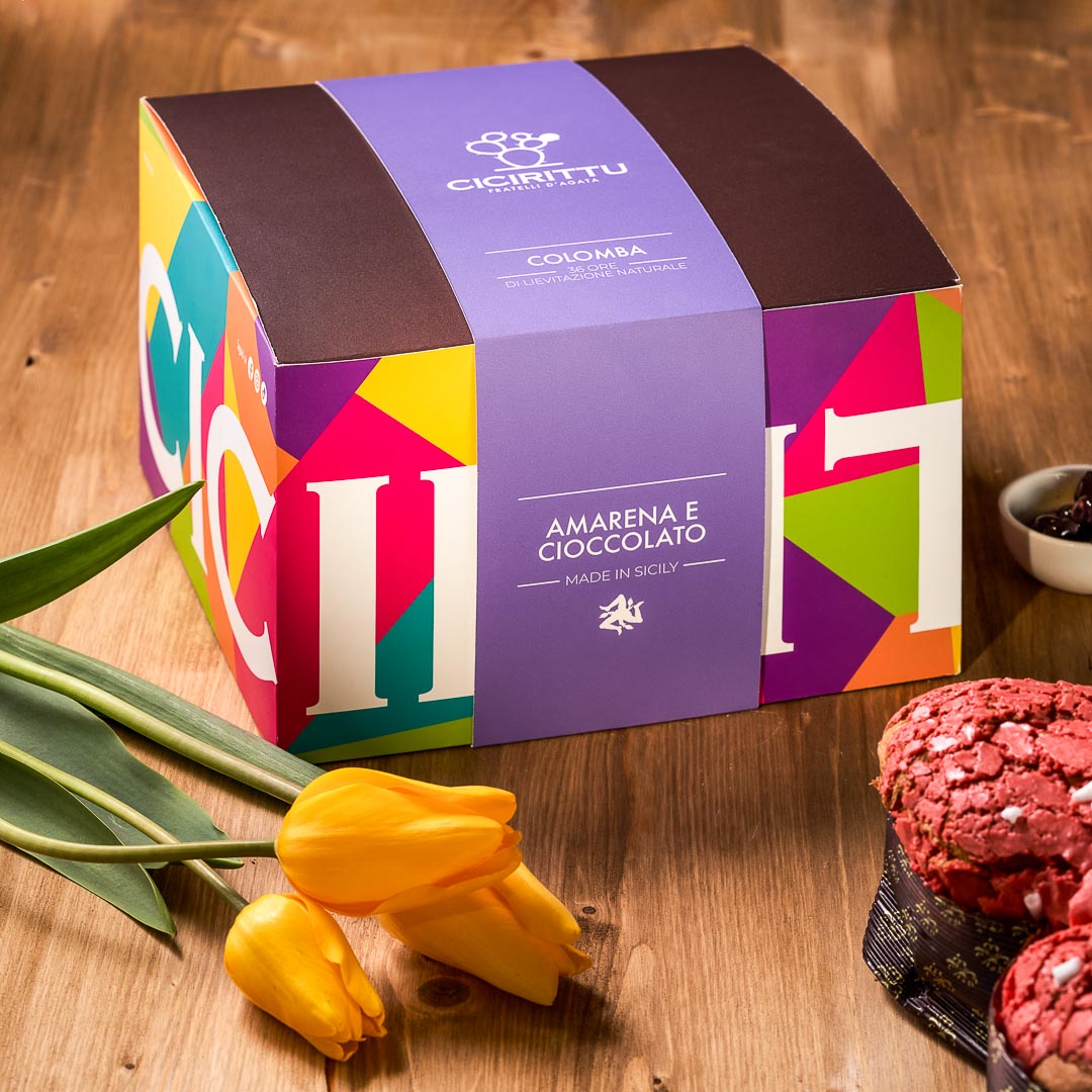 Handgemachte Colomba mit Schwarzkirsche und Schokoladenstückchen, 1 kg