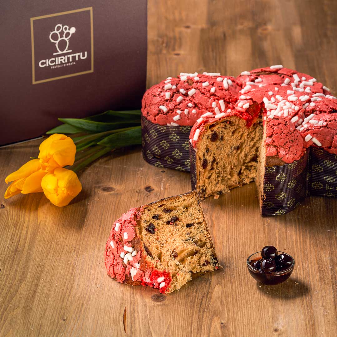Handgemachte Colomba mit Schwarzkirsche und Schokoladenstückchen, 1 kg