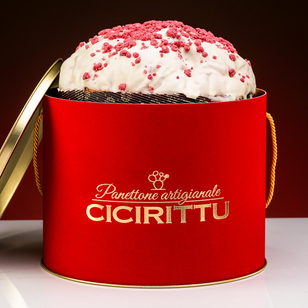 Panettone Artigianale al Cioccolato Bianco con Frutti di Bosco 1kg