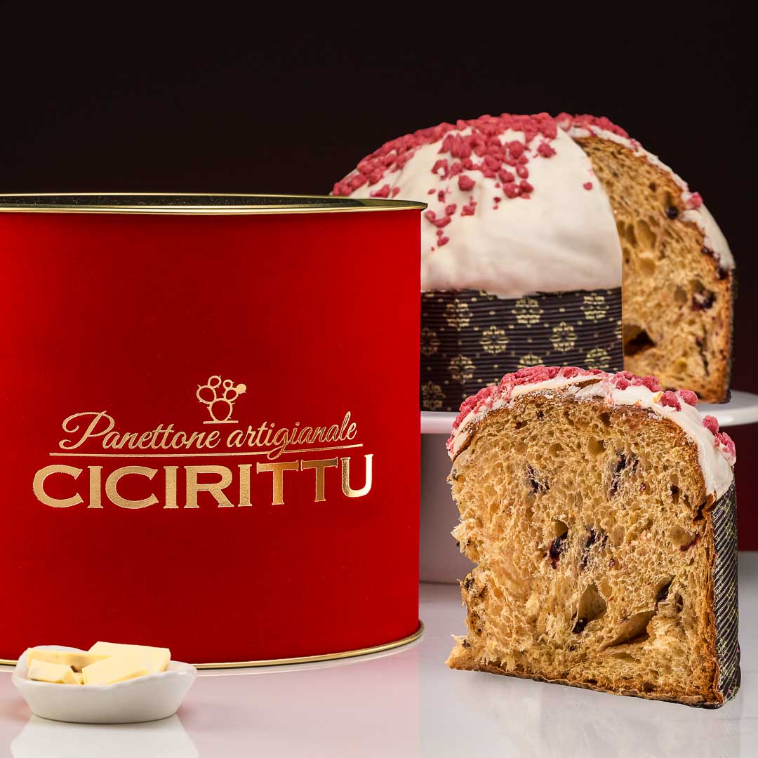 Panettone Artigianale al Cioccolato Bianco con Frutti di Bosco 1kg