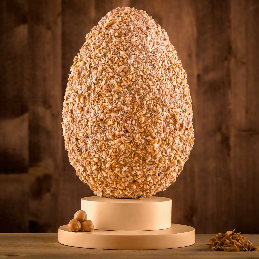 Œuf artisanal au caramel salé enrobé de cacahuètes salées 500 g